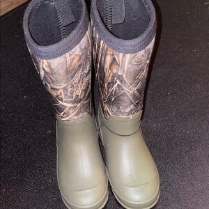 Magellan Outdoors Kids Camouflage Boots - Green and Brown